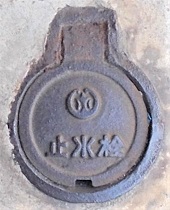 ���Îs�~����